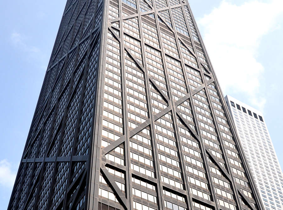 Majitelé budovy John Hancock, Chicago, USA, získali zpět svou investici do úspory energie skrze zrcadlivé fólie za 11 měsíců